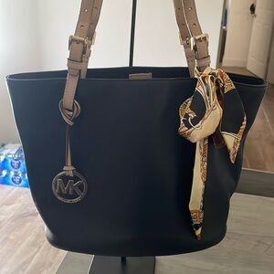 Michael Kors Black Smooth leather Jet Set